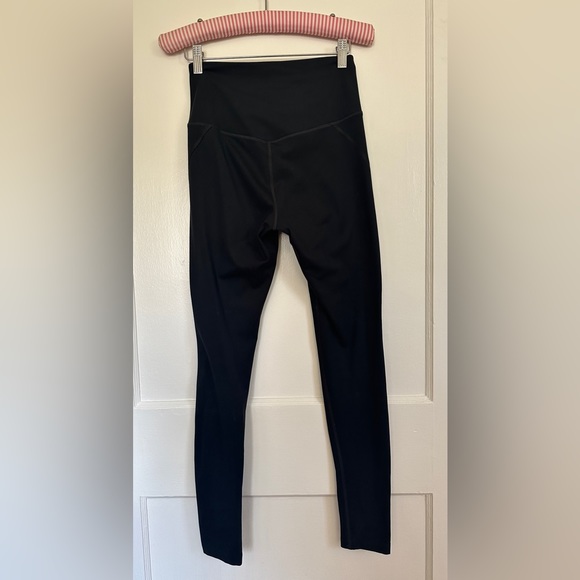 Girlfriend Collective Black Compressive High-Rise Legging Small 28.5" Inseam - Picture 6 of 7